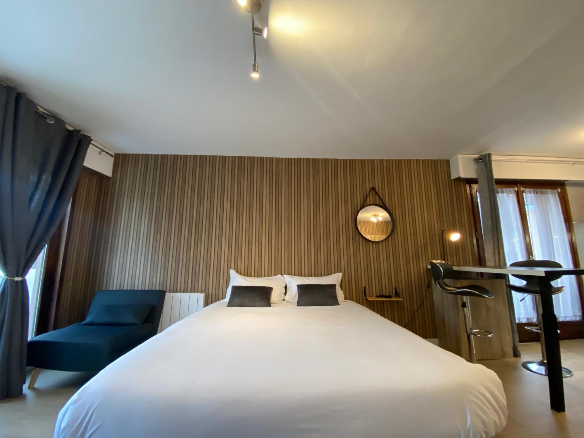Studios & Chambres Aux Portes De Geneve Сен-Жульен-ан-Женевуа Экстерьер фото